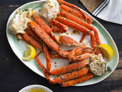 How Much Protein is in Crab Legs and Why It Matters for Your Midnight Snack Choices